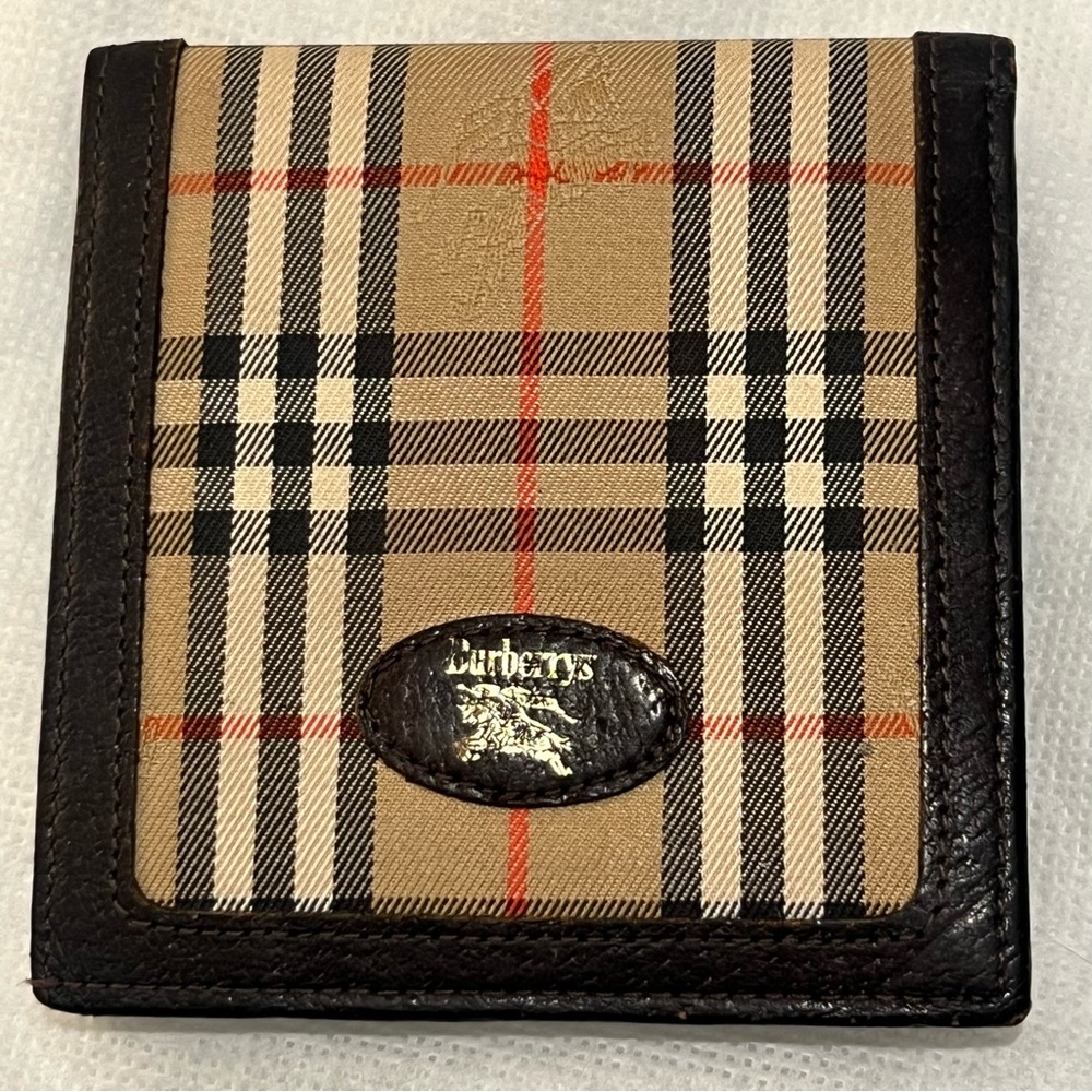 Burberry Wallet Tan and Black Nova Checkered Wallet - Picture 2 of 14